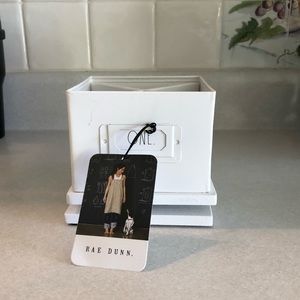 Rae Dunn 4 hole pen carousel